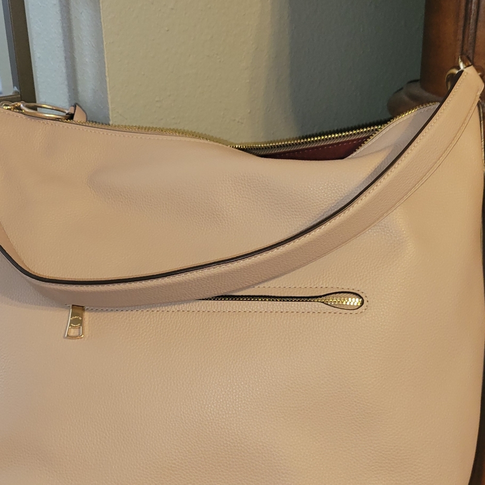 NEW COACH W/O TAGS